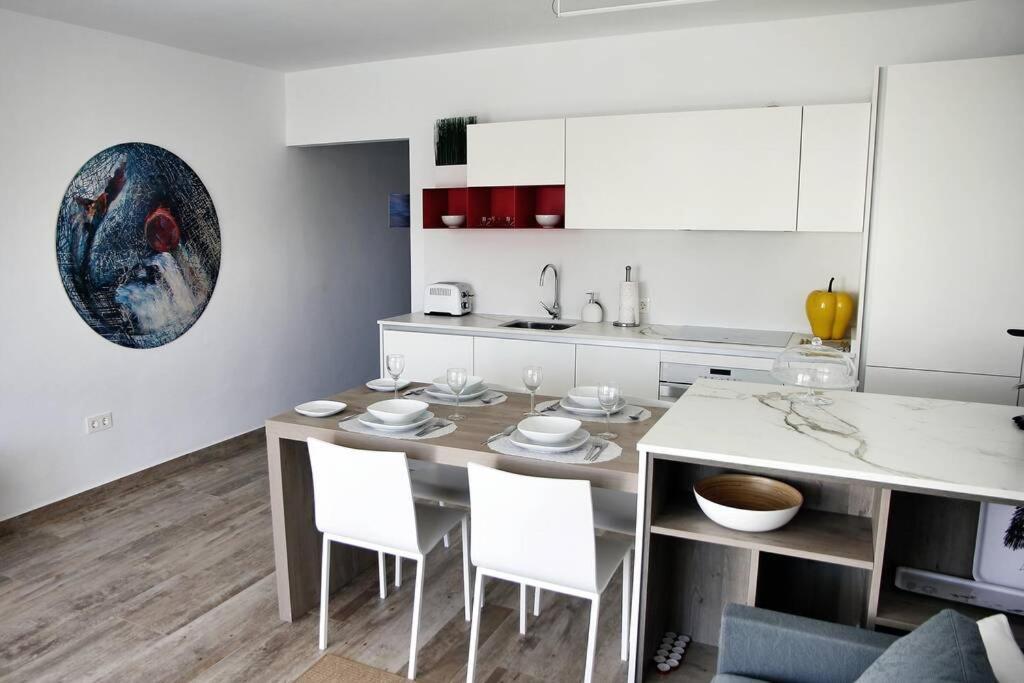 Design Vivienda V El Burgao By The Sea Apartment Коста Тегисе Екстериор снимка