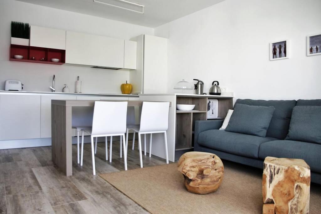 Design Vivienda V El Burgao By The Sea Apartment Коста Тегисе Екстериор снимка